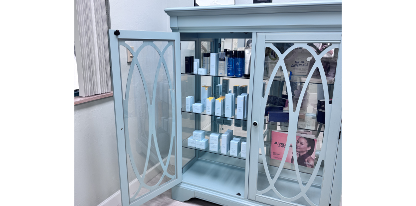 Mazza Plastic Surgery Skincare Shelf